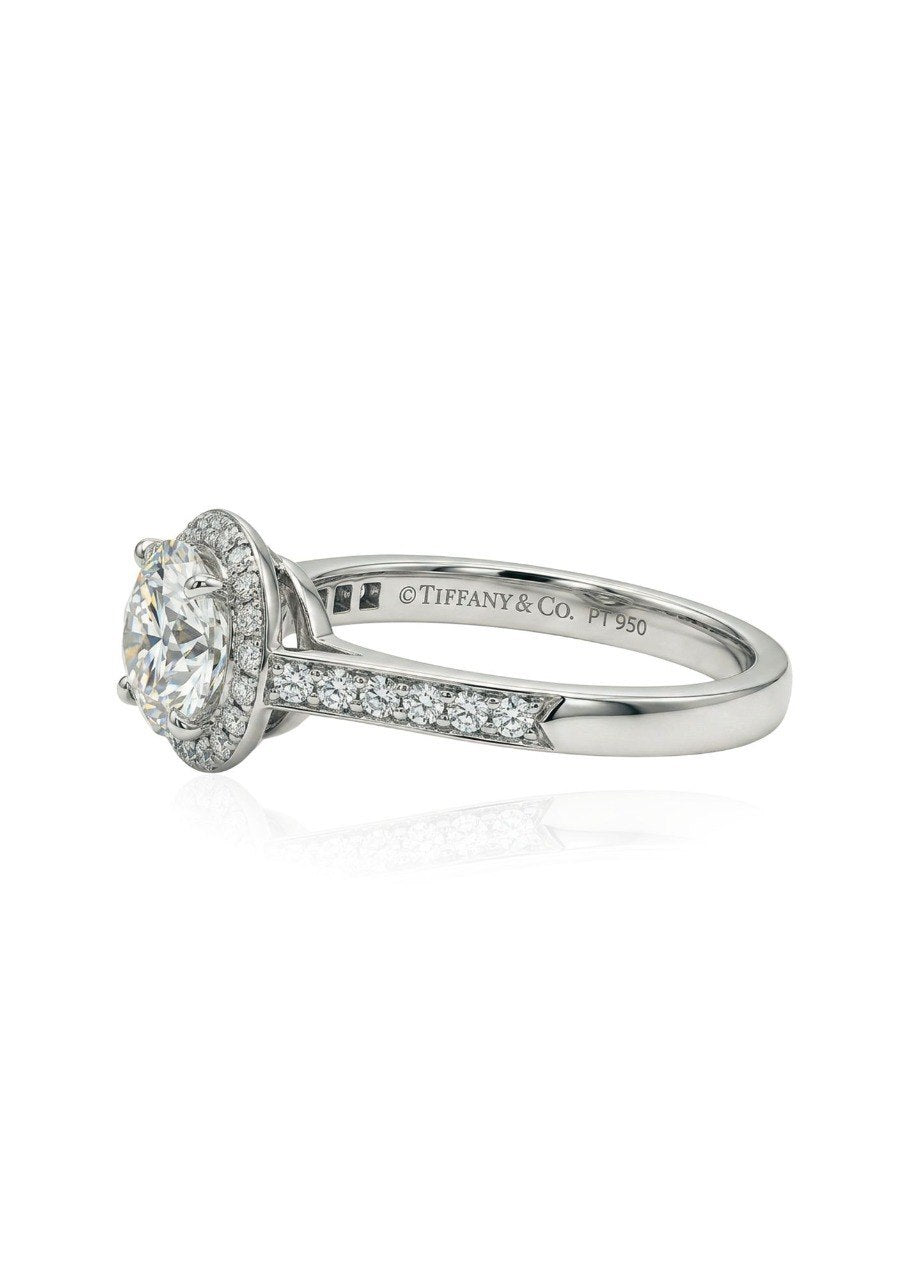TIFFANY & CO EMBRACE ROUND BRILLIANT ENGAGEMENT RING (EC00179PT)